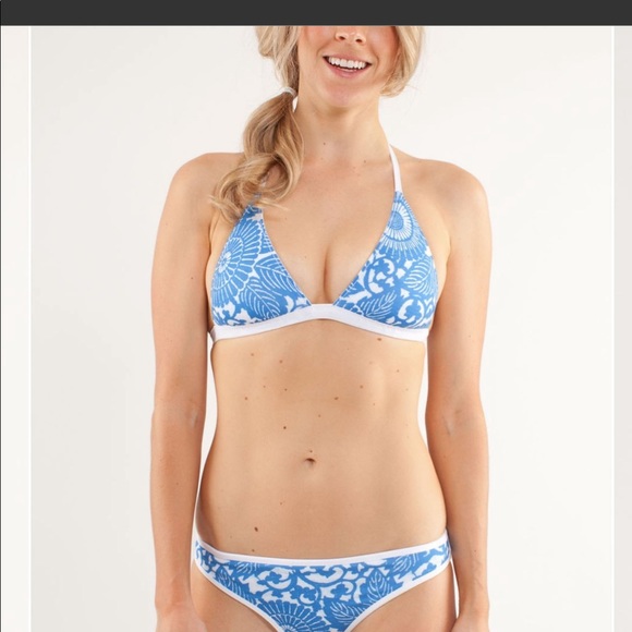 Lululemon NWT Heatwave Beach reversible Bikini top